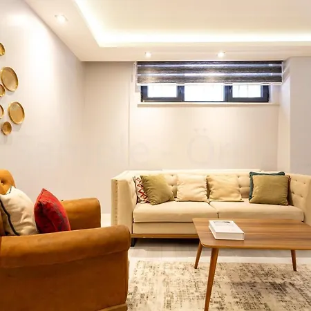 Cool & Modern Design In Center 公寓 *