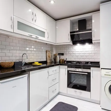 Cool & Modern Design In Center